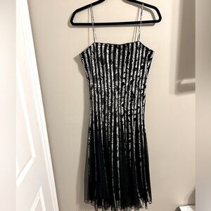 Gilani Black and White Midi Dress